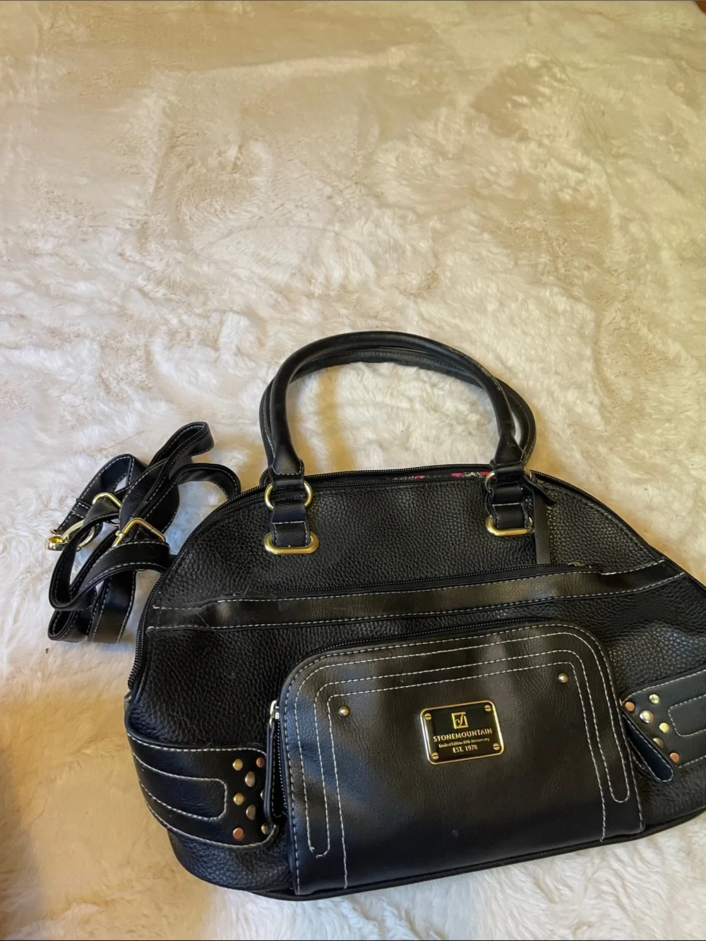 Stone Mountain Accessories Black Shoulder Bag with Gold Hardware